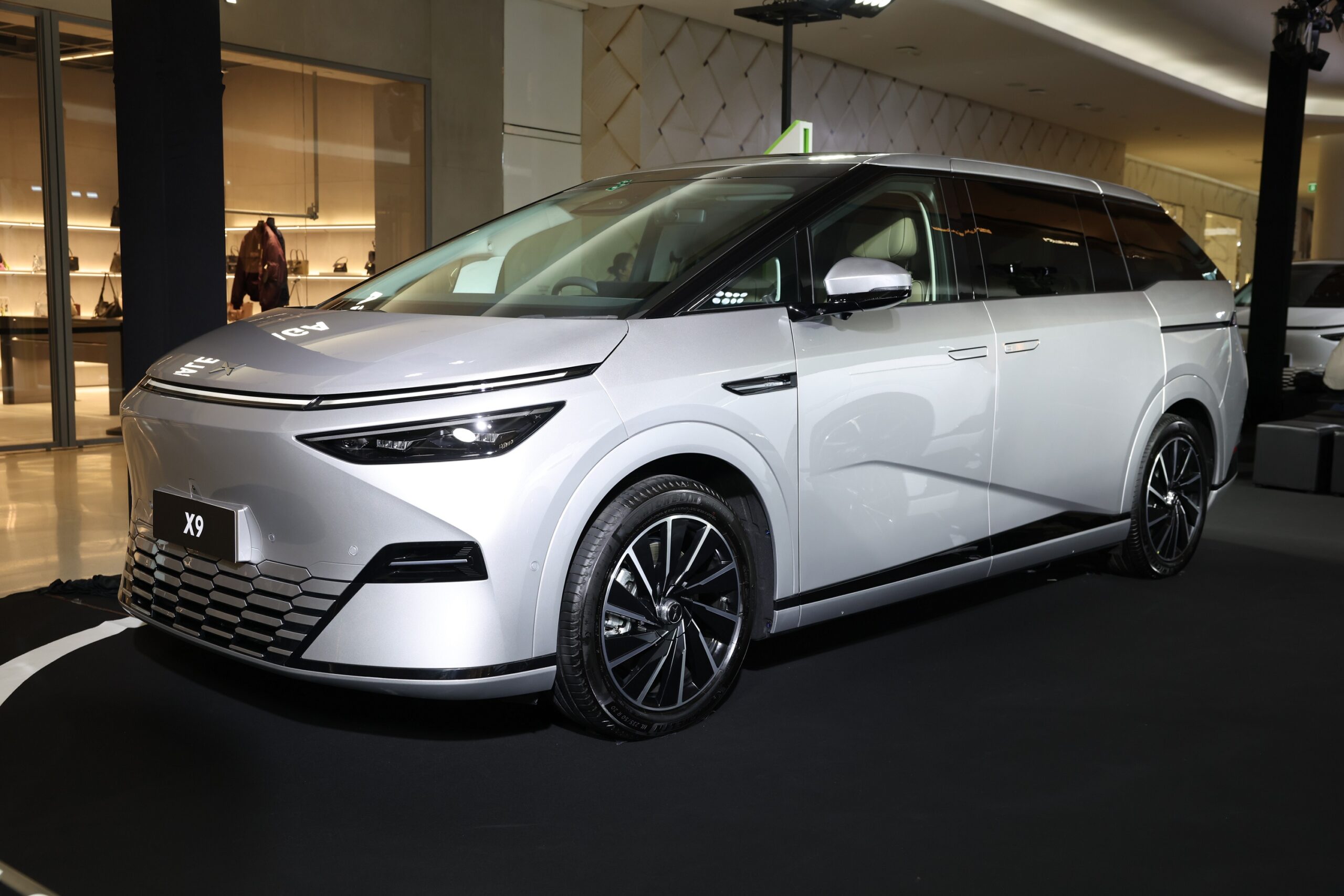 XPENG เผยตลาดรถ MPV พรีเมี่ยมครึ่งปีแรกยอดพุ่ง 60% ส่งรุ่นย่อย XPENG X9 เสริมทัพ