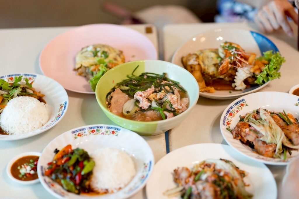 คั่วไก่ชลธิชา
