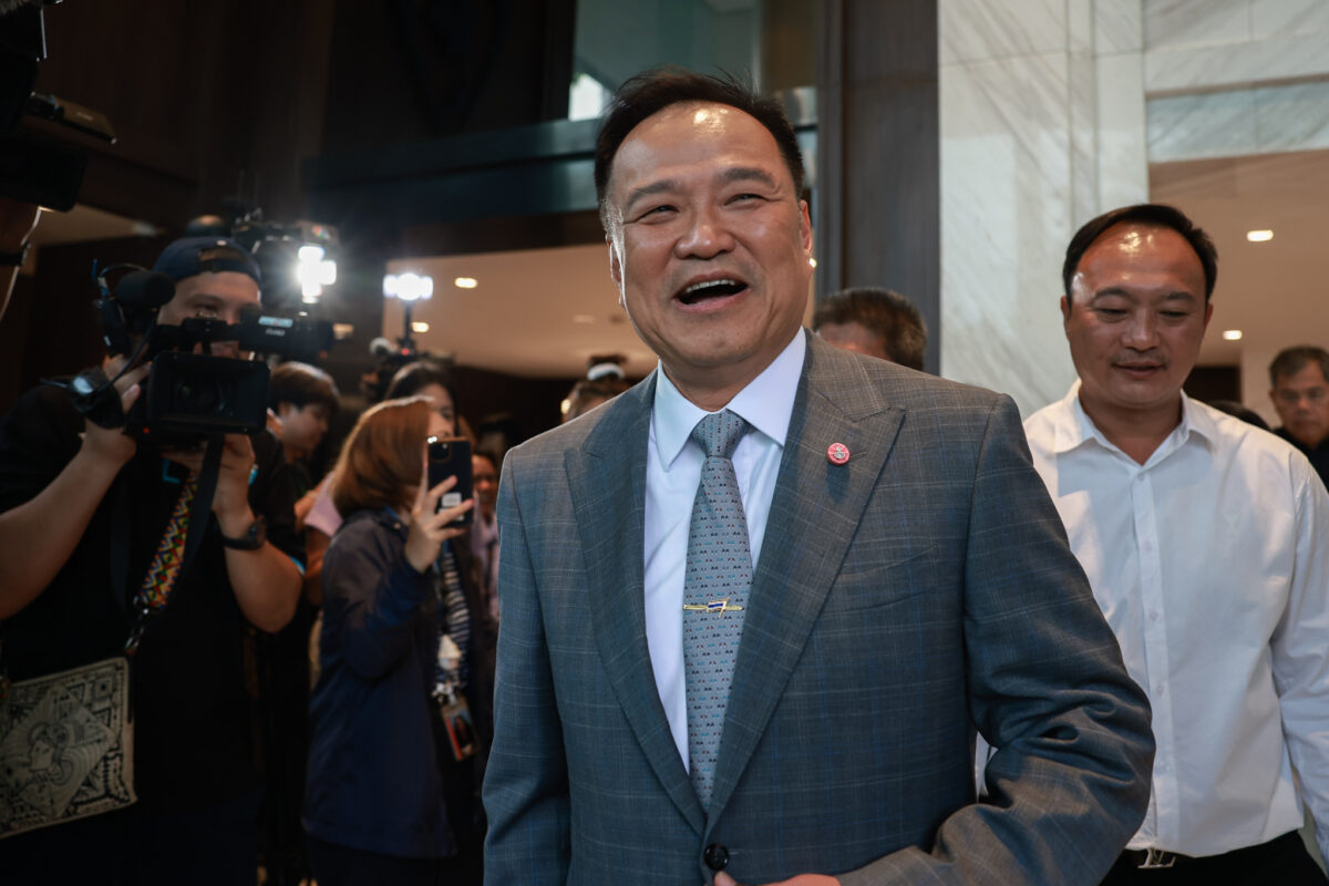 ‘ครม.อนุทิน 1’ เสร็จแล้ว 100% คุณสมบัติ รมต. ทุ่มเททำงาน มีความรู้ ซื่อสัตย์