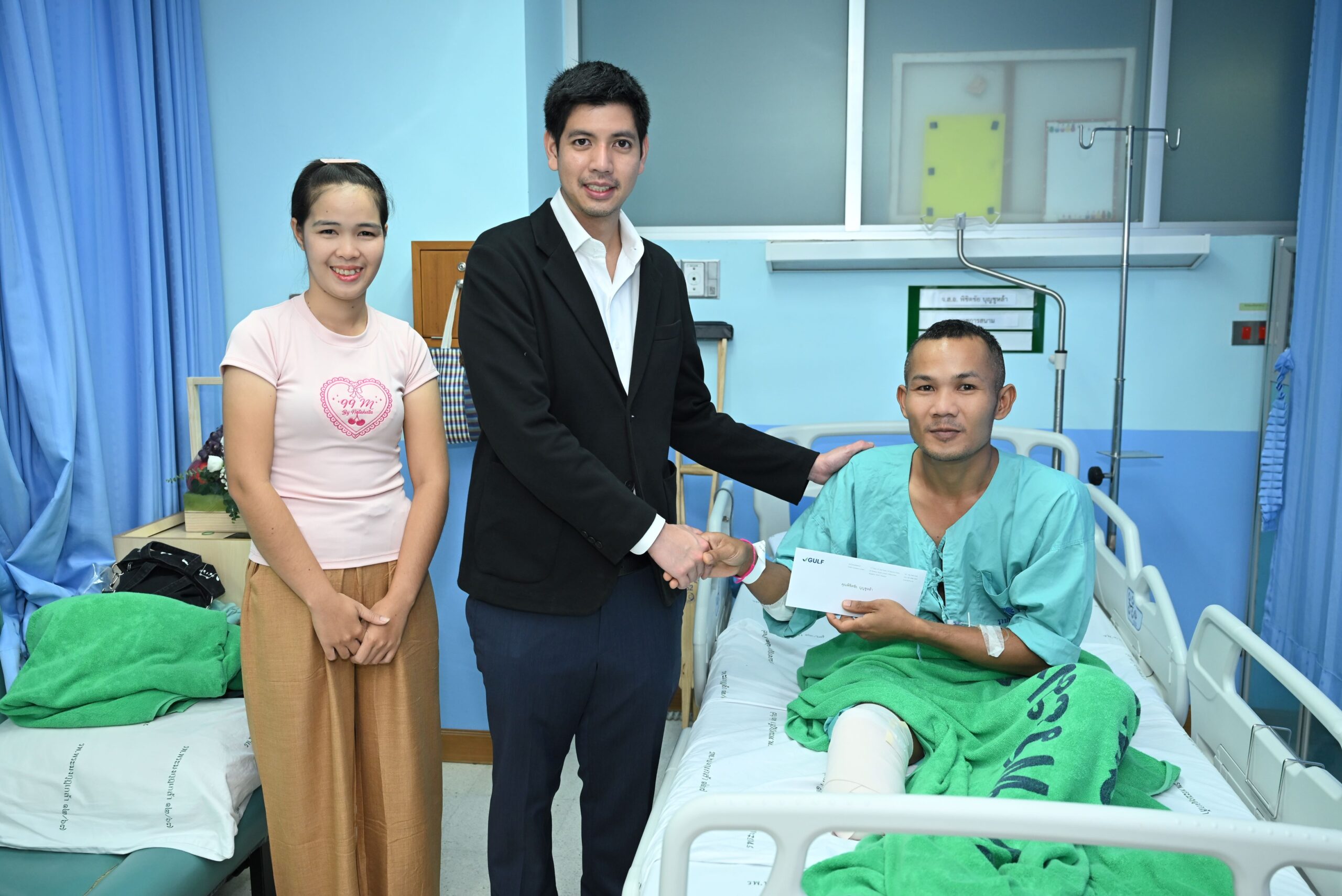 GULF มอบเงิน 2 ล้าน เยียวยาทหารสูญเสียขา เหตุเหยียบระเบิดชายแดนไทย-กัมพูชา