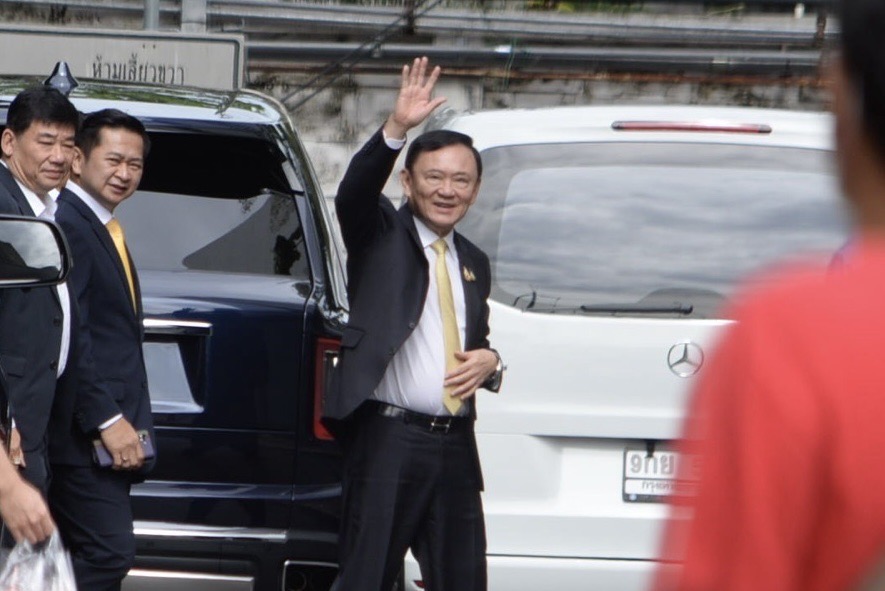 นายทักษิณ ชินวัตร