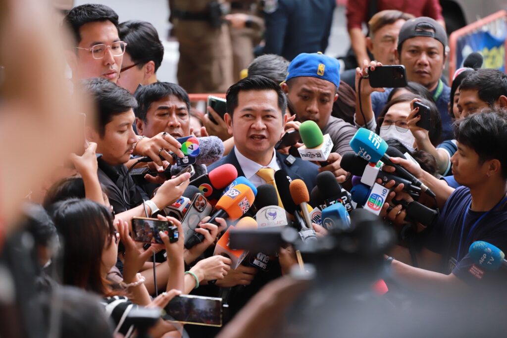 วิญญัติ ชาติมนตรี ทนายความอดีตนายกรัฐมนตรี