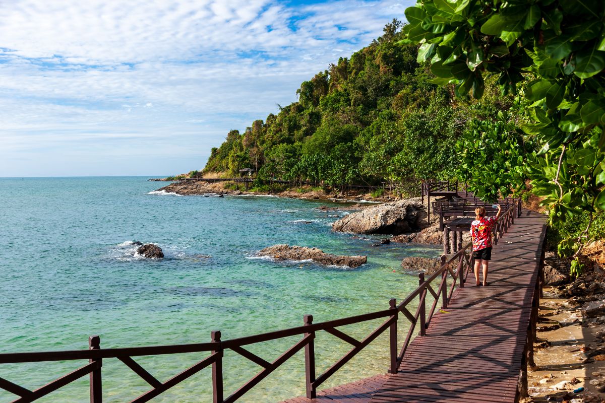 ททท.มั่นใจไฮซีซั่นคึกคัก ดันไทยสู่จุดหมายท่องเที่ยวโลก คาดปี’69 ต่างชาติแตะ 34.9 ล้าน