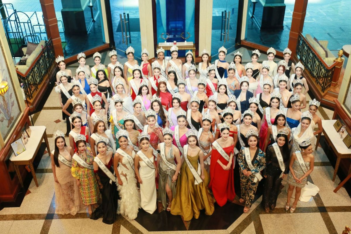 บอสณวัฒน์ต้อนรับสาวงาม MUT 2025 เข้ากองวันแรก