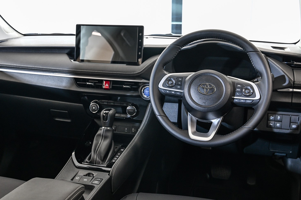 โตโยต้า ยาริส เอทีฟ ไฮบริด