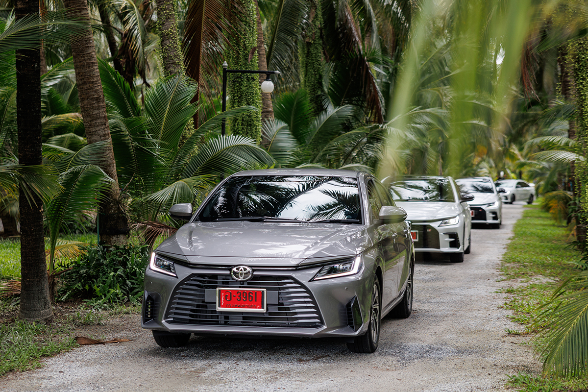 โตโยต้า ยาริส เอทีฟ ไฮบริด