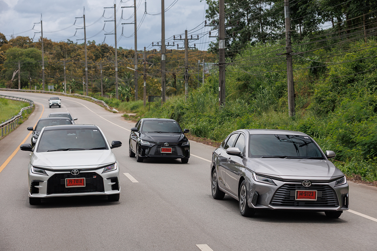 โตโยต้า ยาริส เอทีฟ ไฮบริด