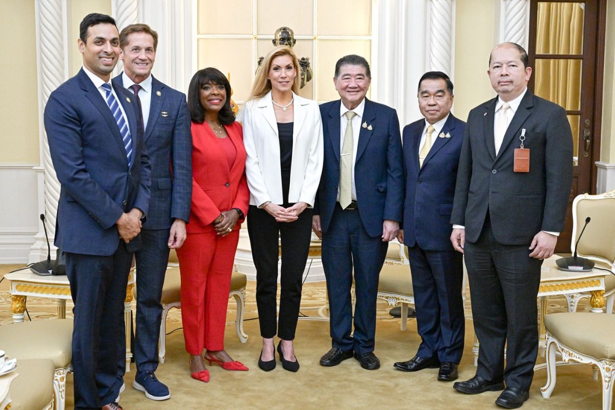 ภูมิธรรม ถกสมาชิกรัฐสภาสหรัฐ ปมชายแดน จ่อพาลงอุบลราชธานี