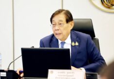 นายพิชัย ชุณหวชิร