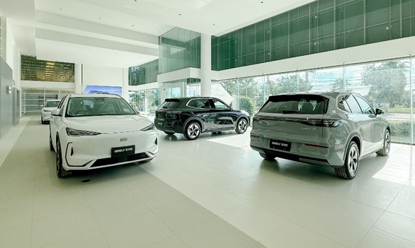 GEELY EX5 