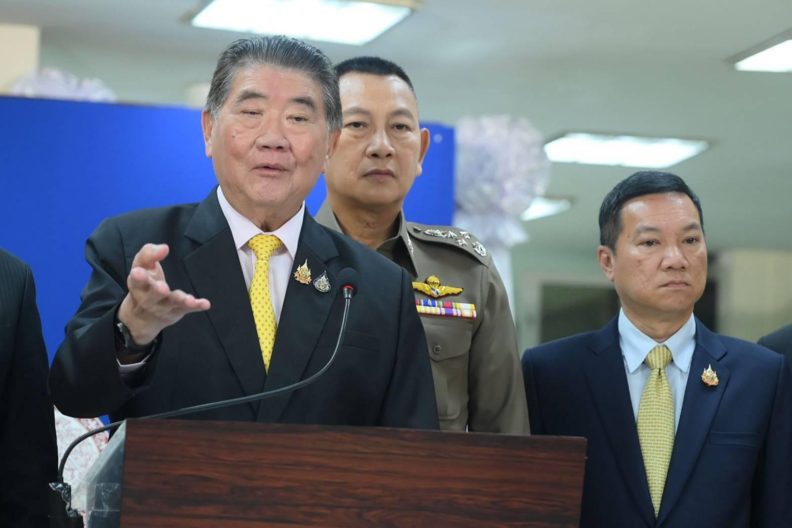 “ภูมิธรรม” ลุยสองแนวรบ ปราบยาเสพติด-รับมือสถานการณ์ชายแดน โชว์ผลงานเด็ด