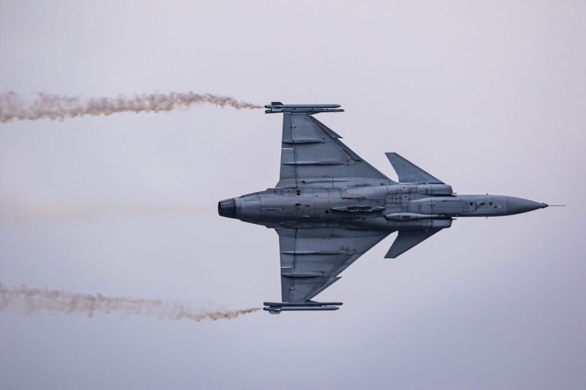 สถานทูตสวีเดนยัน ไม่ได้ตัดสินใจระงับขายเครื่องบินกริปเพนให้ไทย