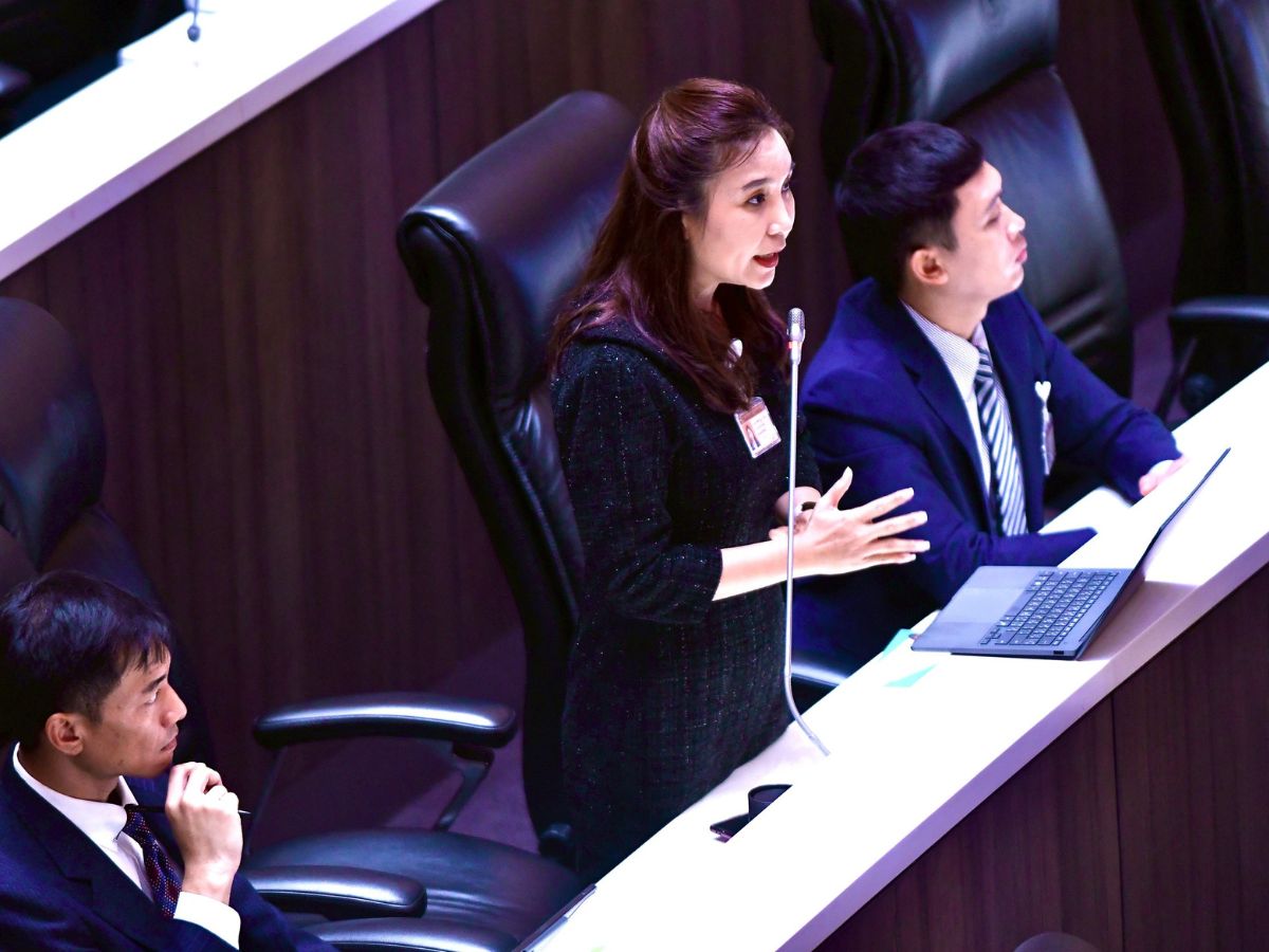 ‘ศิริกัญญา’ ยันปรับลดงบฯ 5 หมื่นล้าน เตรียมรับมือวิกฤต 3 เสี่ยงการคลังไทย
