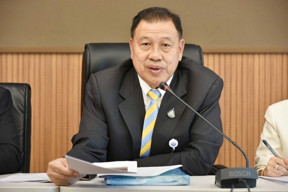 ประวัติอดีต สส.โคราช “วิรัช รัตนเศรษฐ” ทุจริตสนามฟุตซอล เสียหาย 4.4 พันล้าน