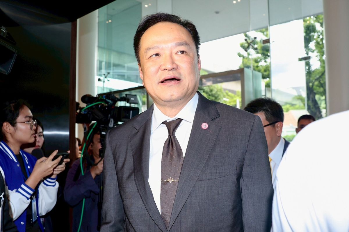 อนุทิน จ่อรื้อโยกย้าย มท. คืนความยุติธรรม ทบทวนโป๊กเกอร์กลับเป็นการพนัน
