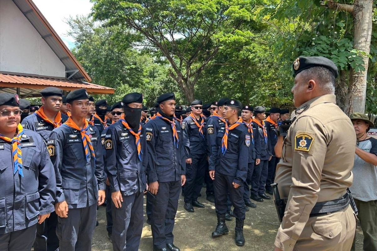 จัดตำรวจคุมฝูงชน 2 กองร้อยจาก “ฉะเชิงเทรา-ปราจีนบุรี” สมทบชายแดนบ้านหนองหญ้าแก้ว