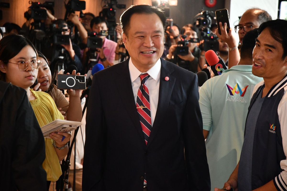 อนุทิน ให้ ’เอกนิติ‘ เป็นรองนายกฯเศรษฐกิจ รับจีบ ’ศุภจี‘ คุมพาณิชย์