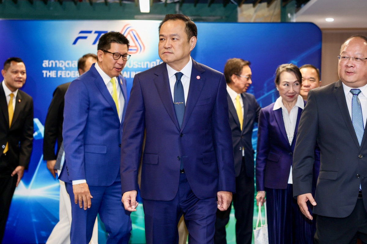 อนุทิน สั่ง ‘ว่าที่ขุนคลัง’ สอบขนทองไปกัมพูชา โว ปชช.เปิดเป๋ารอ ‘คนละครึ่ง’ เลย
