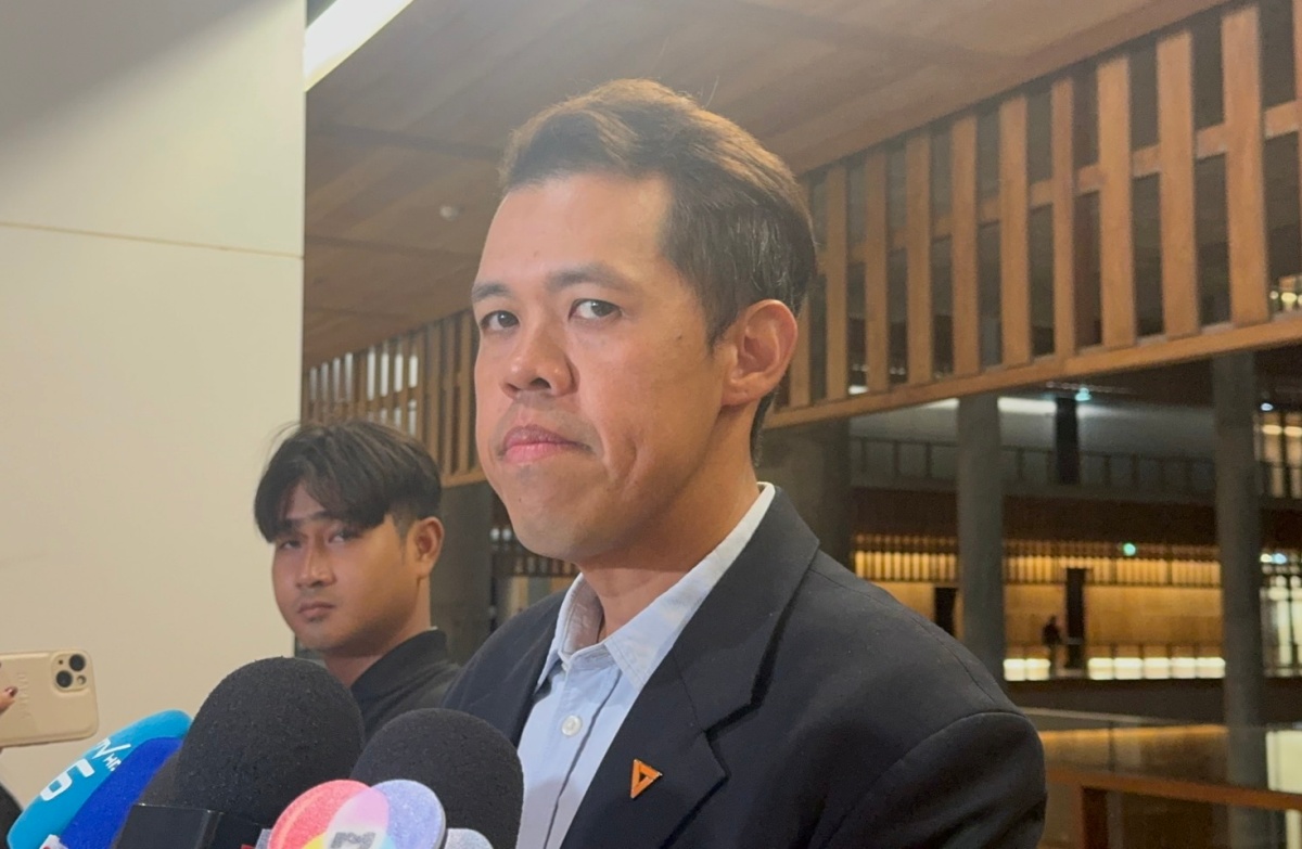 ประธานวิปฝ่ายค้าน ลั่นทำพร้อมกันได้สางปัญหาปากท้อง – แก้ รธน.