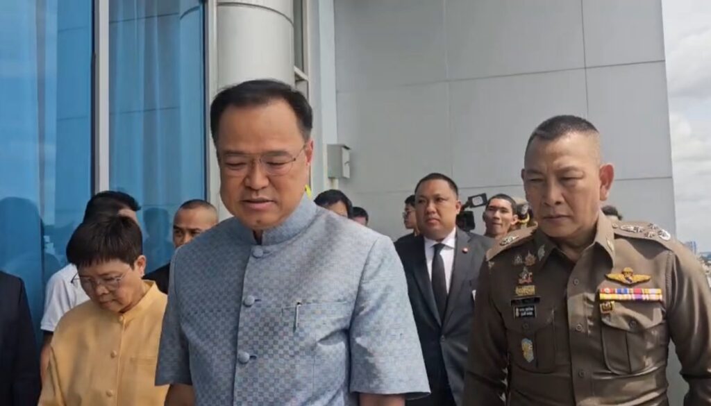นายอนุทิน ชาญวีรกูล