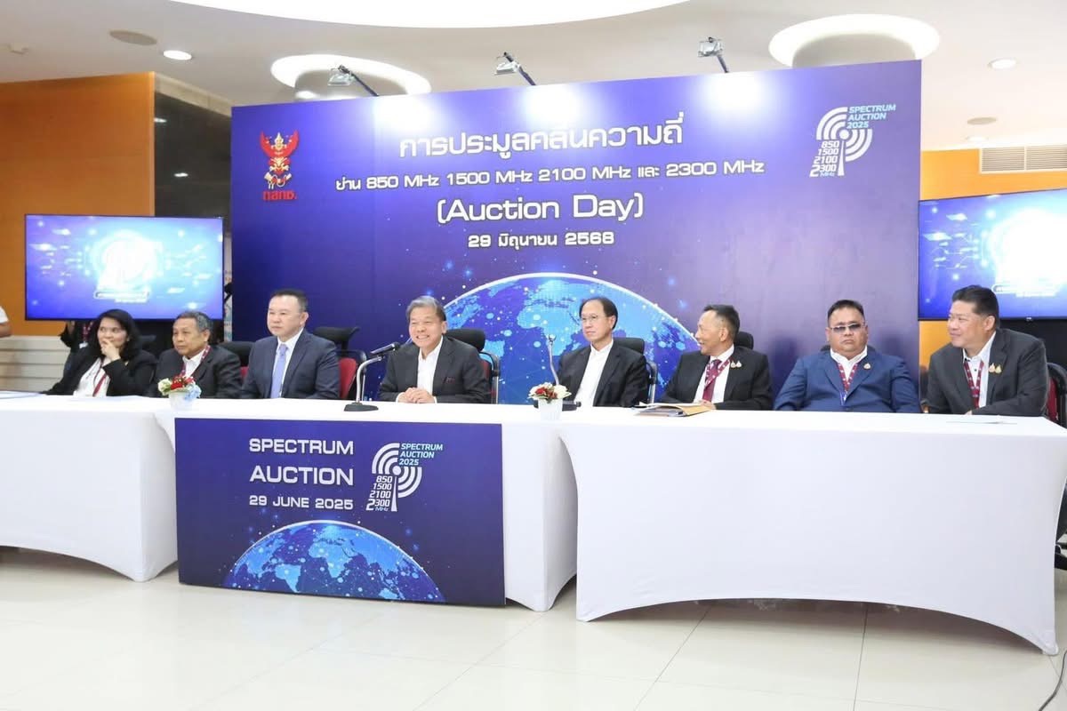 กสทช.ตั้งเงื่อนไข AIS-True ออกแพ็กเกจราคาพิเศษผู้พิการ-รายได้น้อย-สูงอายุ