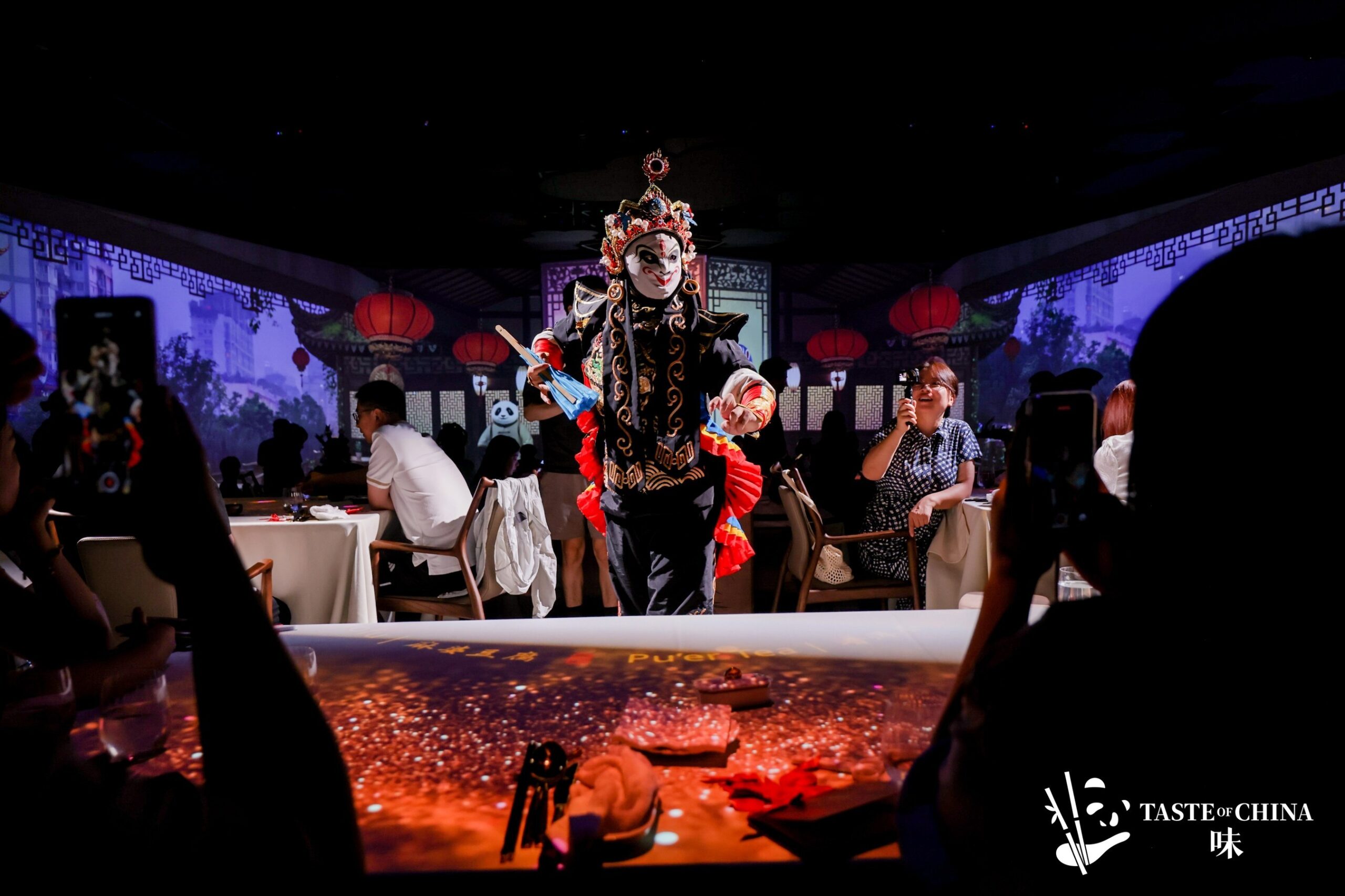 Trip.com เปิดตัว “Taste of China” ดินเนอร์สุดล้ำ ผสานท่องเที่ยว-อาหาร-เทคโนโลยี