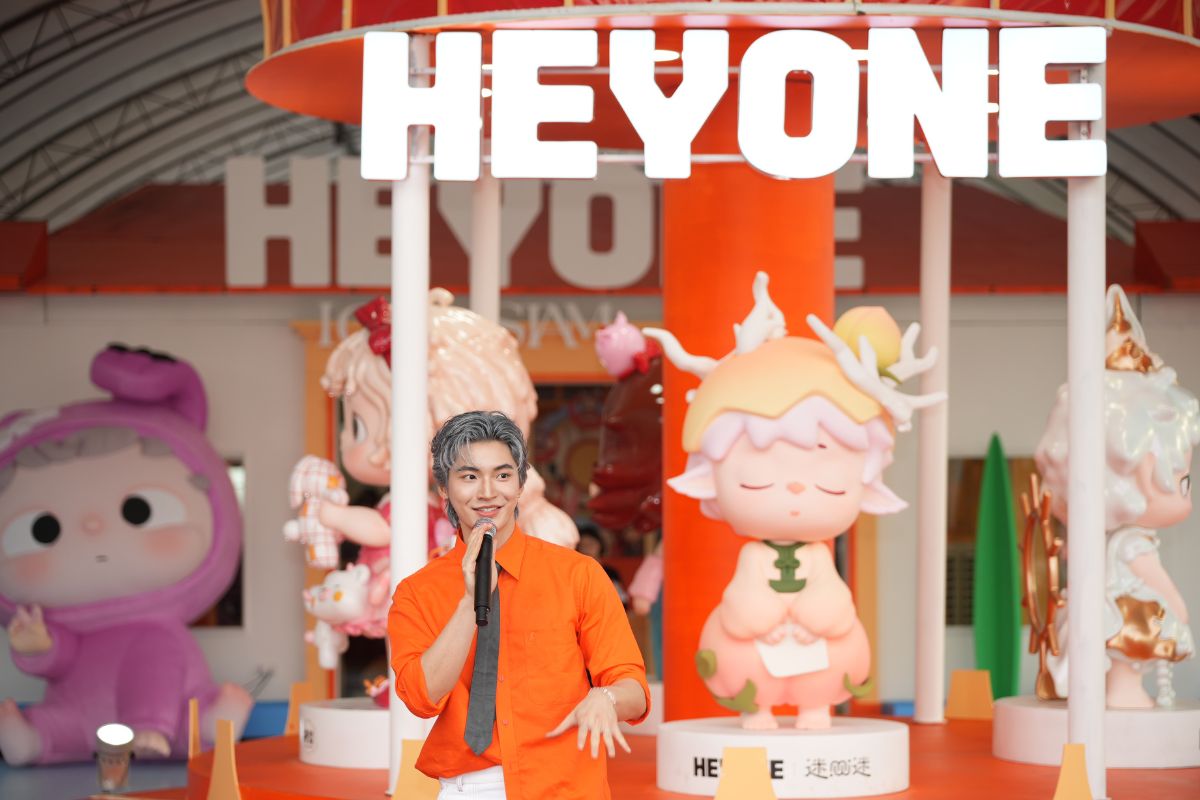 ‘HEYONE’ พาเจ้ามีมี่น้อยอาร์ตทอยสุดฮิตอวดโฉมกลางไอคอนสยาม