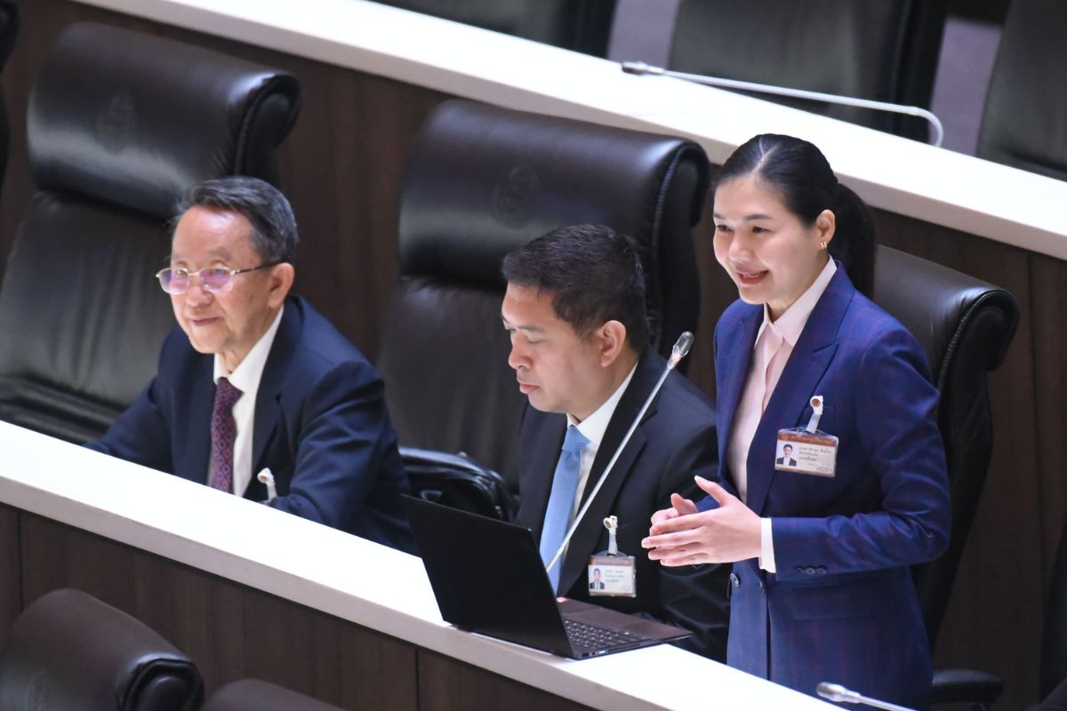 จิราพร ชี้ รัฐบาลอนุทินตั้งตามคำผู้นำเพื่อนบ้าน ห่วงนายกฯเป็นผู้ต้องหา ข้าราชการไม่อยากยุ่ง
