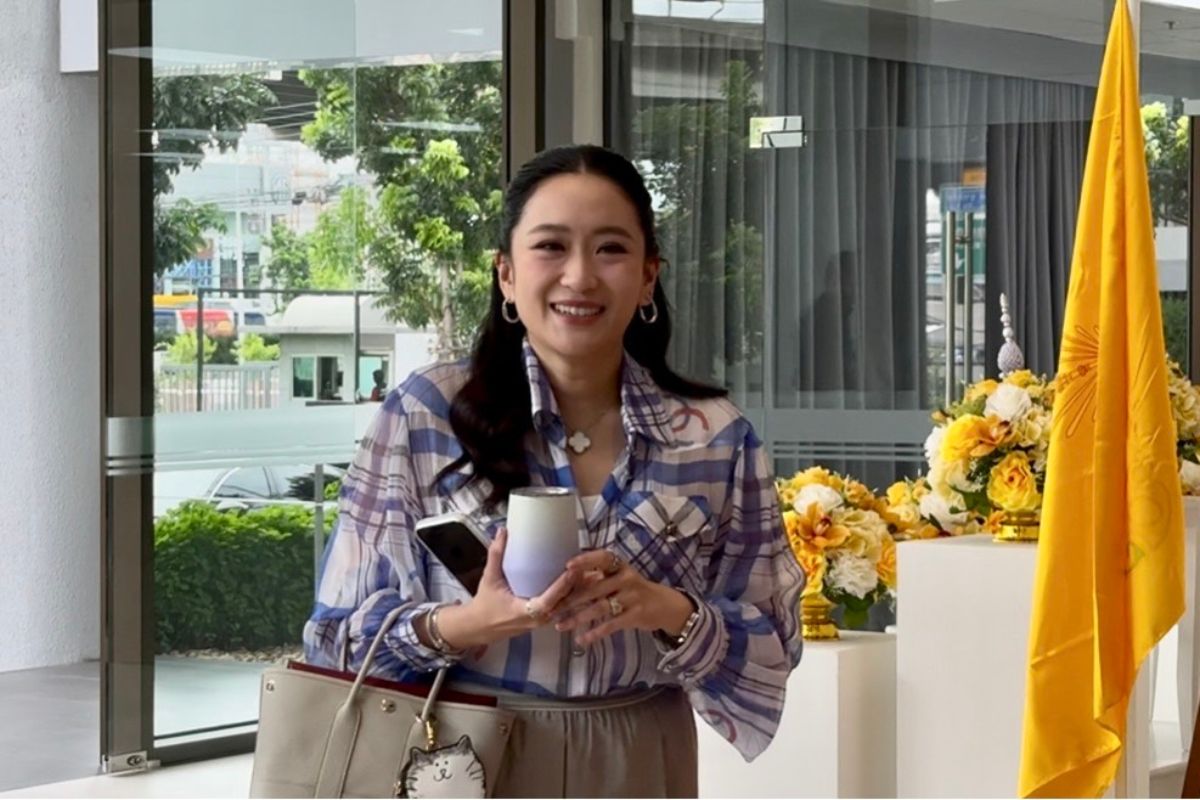 แพทองธาร เข้าพรรคเตรียมประชุมบ่ายนี้ ยันสู้เต็มที่ศึกเลือกตั้งซ่อม จ.ศรีสะเกษ