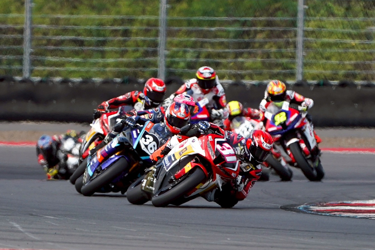 ‘ไฮเปค-กฤษฎา’ ขึ้นโพเดียม FIM Asia Road Racing