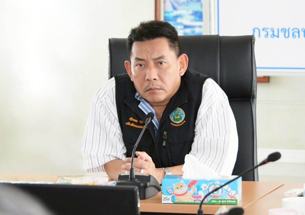ชป. ลุย..เร่งระบายน้ำคลองชายทะเล  รับมือฝน-น้ำหนุน จ.สมุทรปราการ