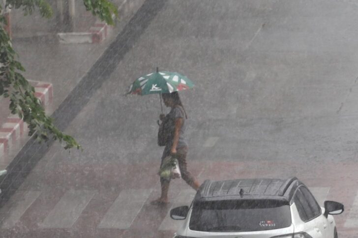 .พยากรณ์อากาศทั่วไทย (3 ต.ค. 68) มีฝนตกหนักบางแห่ง 30-60% ของพื้นที่.