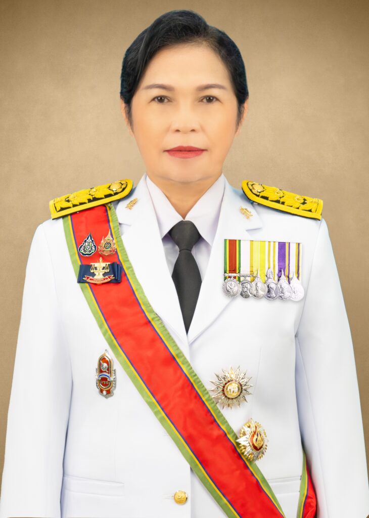 นางสาวน้อมจิตร์ สังข์ด่านจาก