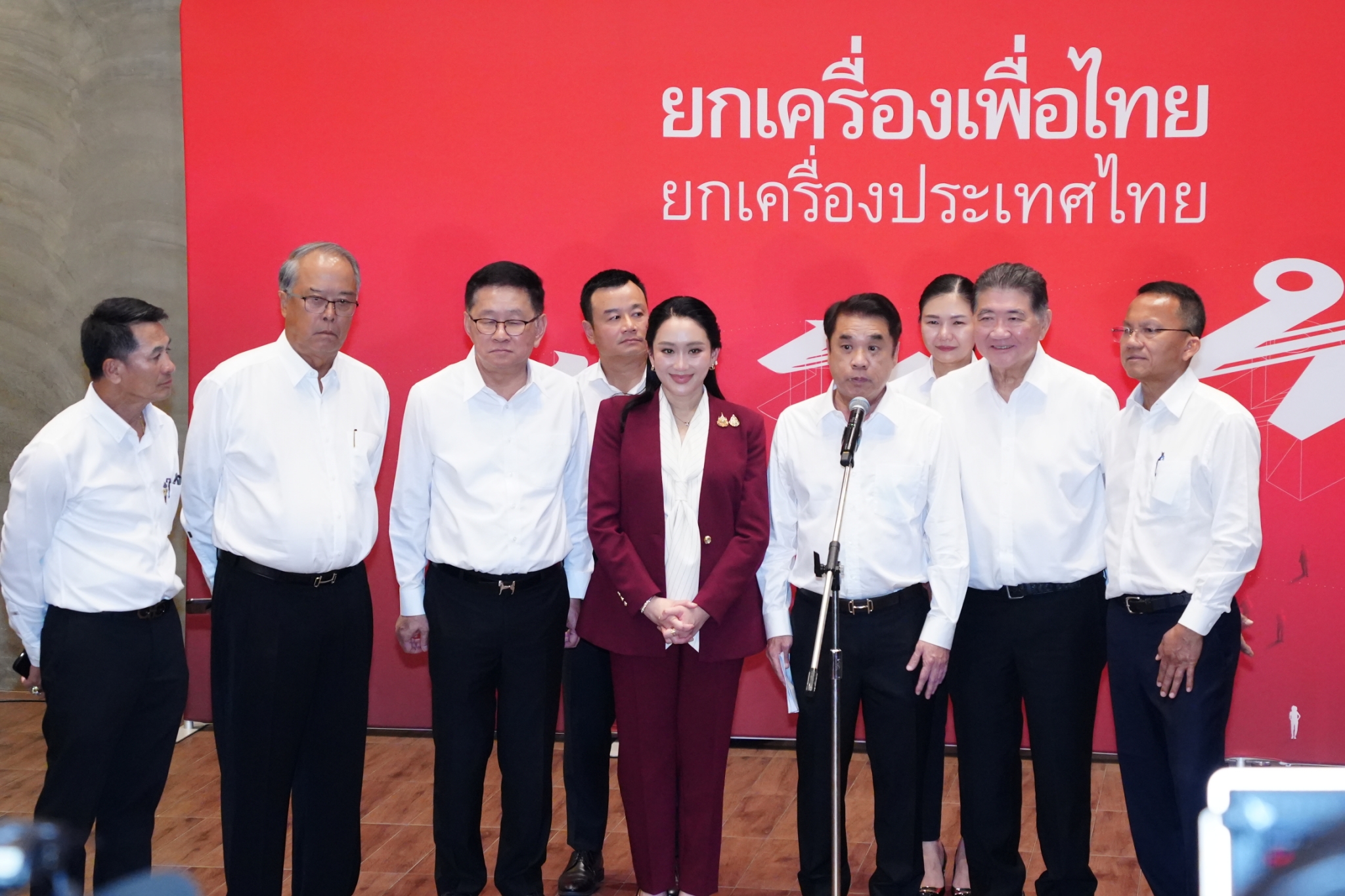 สุริยะตั้งเป้าเพื่อไทยได้ สส. 200 ที่นั่ง พรรคประชาชนได้ไม่เกินร้อย