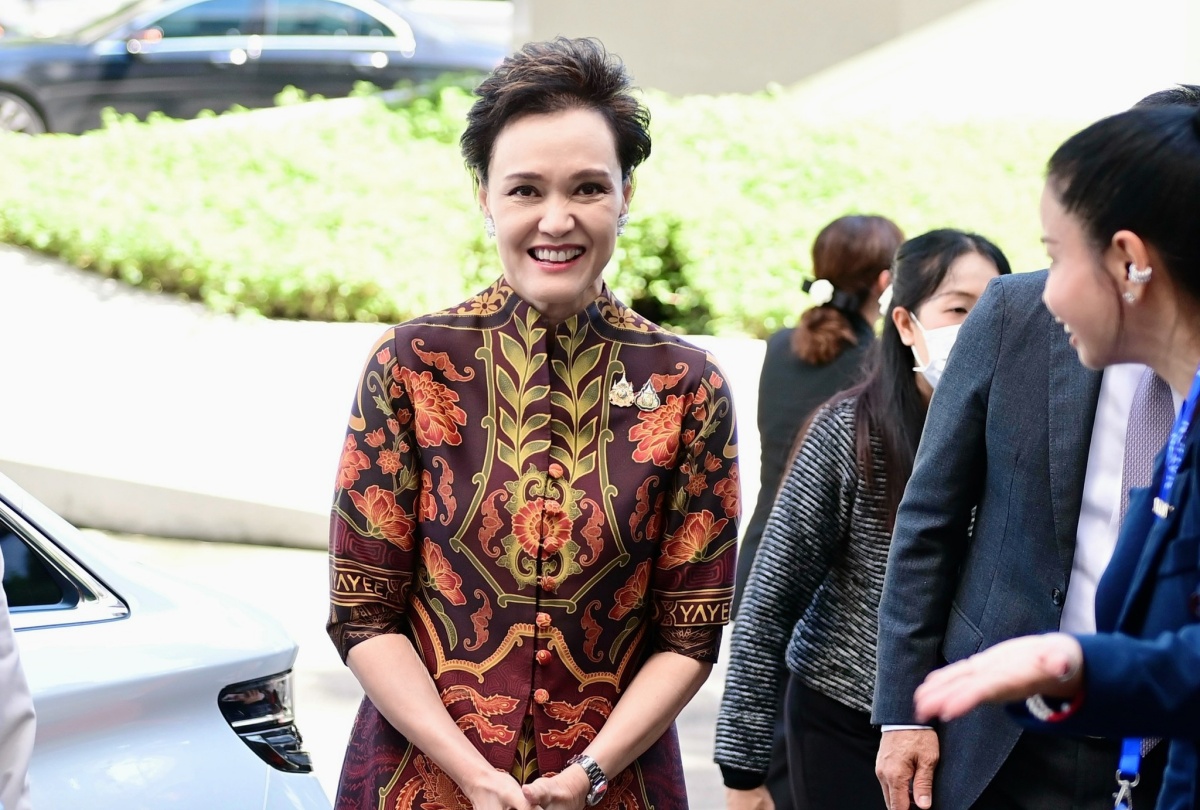 โฆษกรัฐบาล แจงแนวคิดปลูกกล้วยหอมทอง ศุภจี ให้หาโอกาส-ไม่ใช่เปลี่ยนอาชีพ