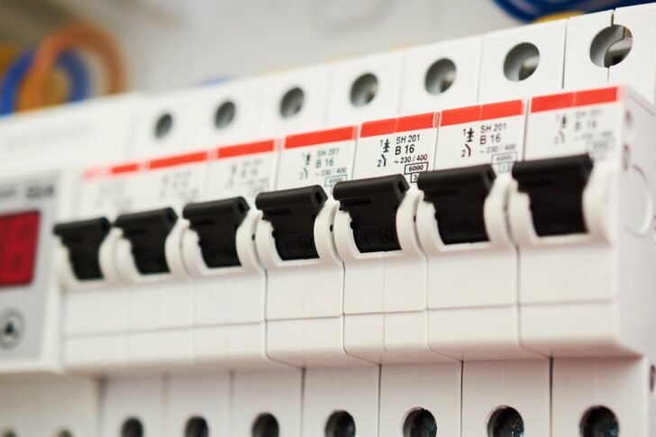 .สมอ. คุมเข้ม 'ตู้ควบคุมไฟฟ้า' ต้องมี มอก. ตั้งแต่ 1 ต.ค. 68.