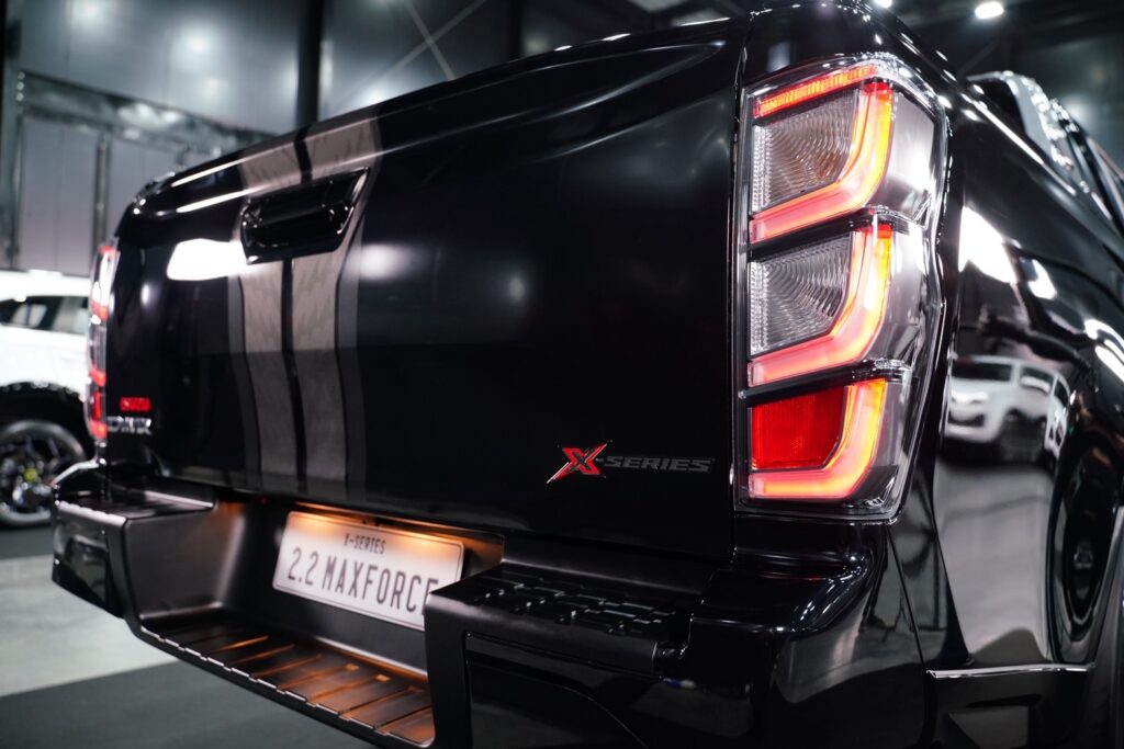 ISUZU D-MAX X-SERIES