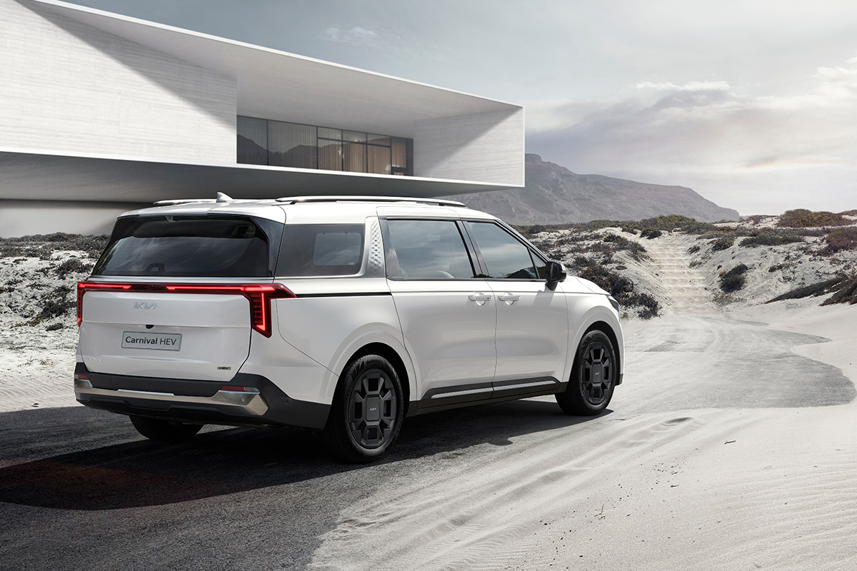 The new Kia Carnival HEV 7-seater