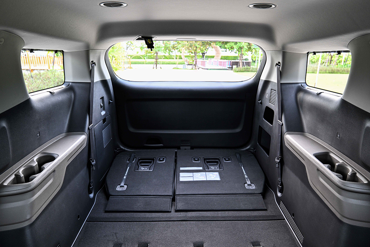 The new Kia Carnival HEV 7-seater
