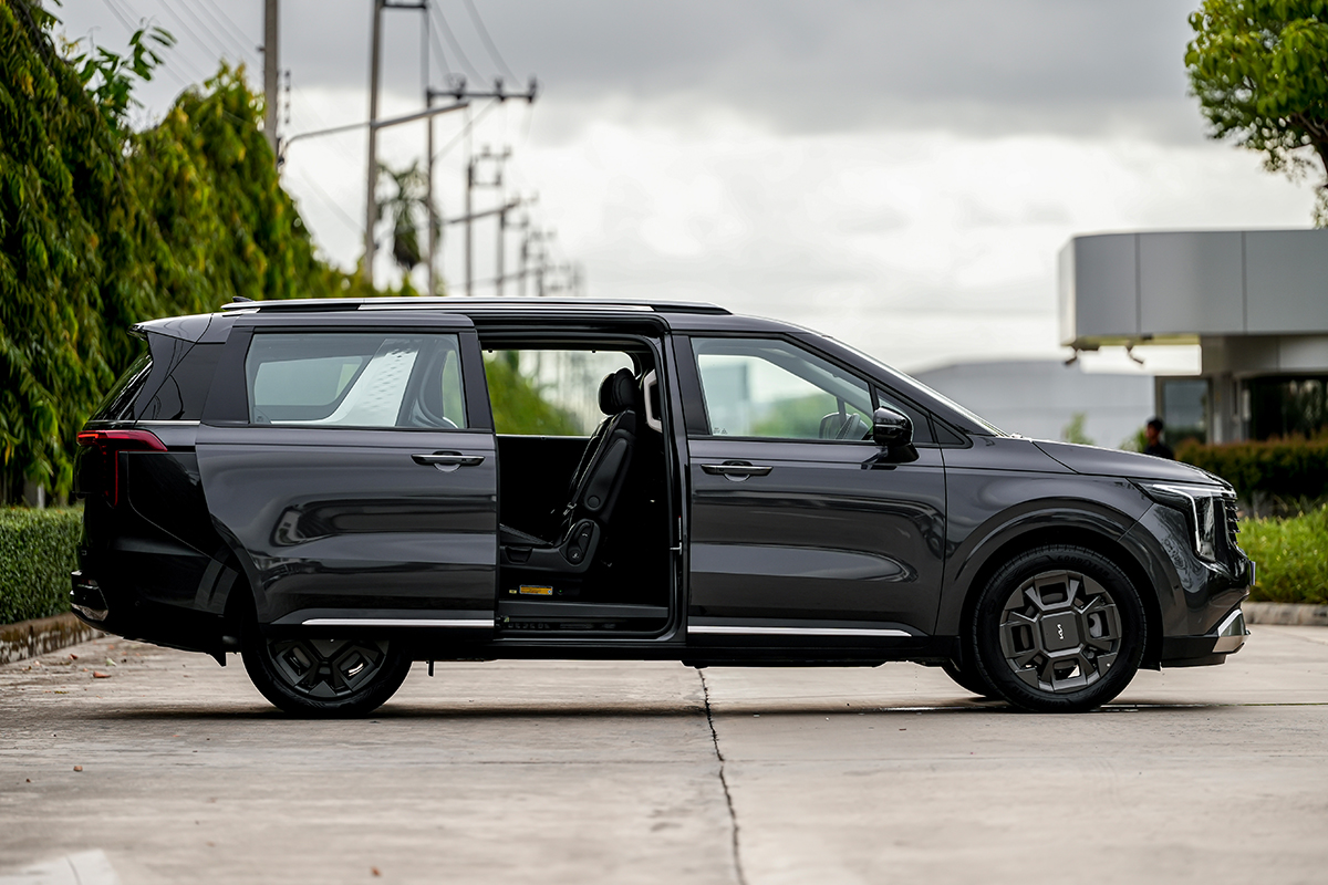 The new Kia Carnival HEV 7-seater