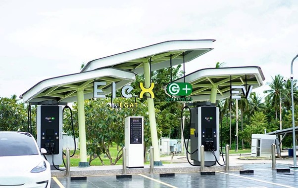 เปิดโฉม ‘EleX by EGAT’ ของ กฟผ. ที่ใช้ ‘EGAT Ash Nova’ คอนกรีตจากของเหลือทิ้ง สร้างสถานีชาร์จรักษ์โลก