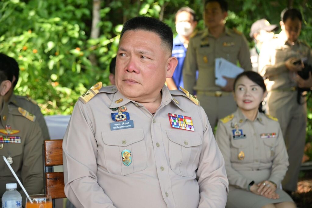 พรพจน์ เพ็ญพาส