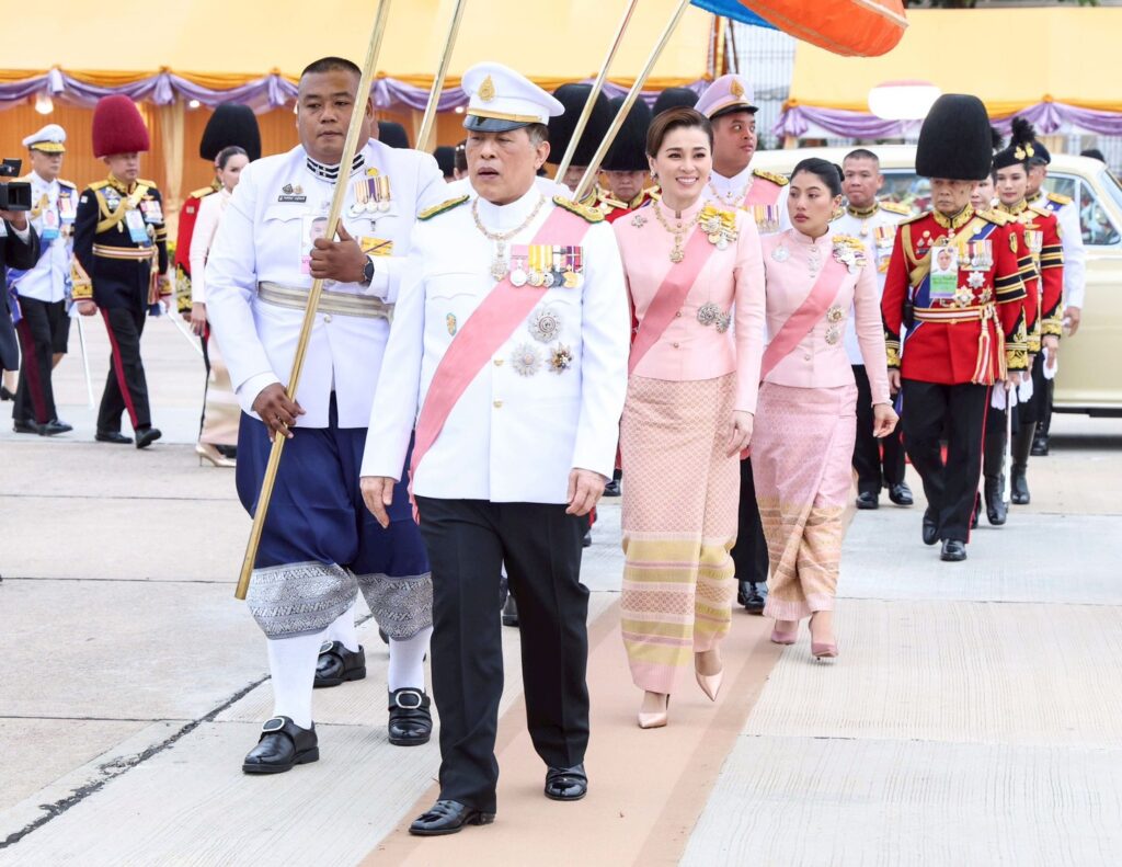 ในหลวง พระราชินี