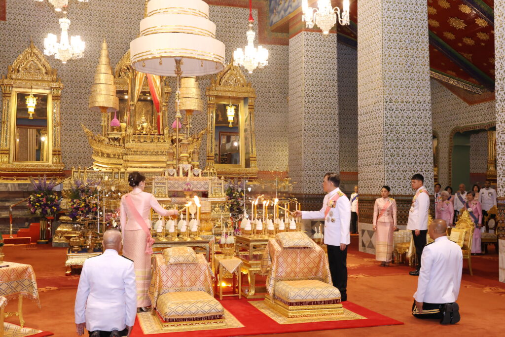 ในหลวง พระราชินี