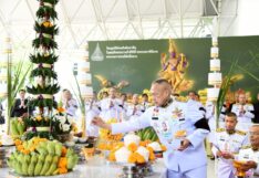 พล.อ.อ.สถิตย์พงษ์บวงสรวงโขนพระราชทาน ตอน “สัตยาพาลี”