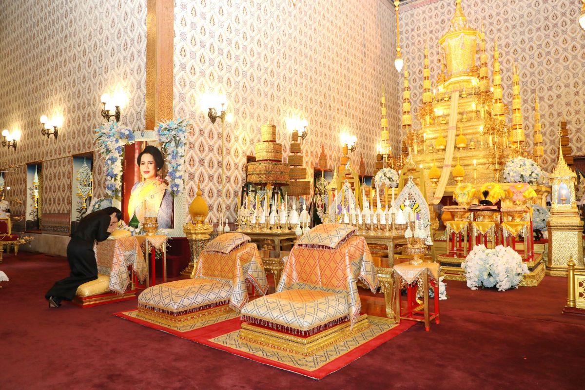 เจ้าฟ้าสิริวัณณวรีฯ เสด็จไปทรงบำเพ็ญพระราชกุศลถวายพระบรมศพ “พระพันปีหลวง”