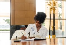 “โอลิเวีย ยาเซ่” ลงนามถวายความอาลัย พระบรมราชชนนีพันปีหลวง