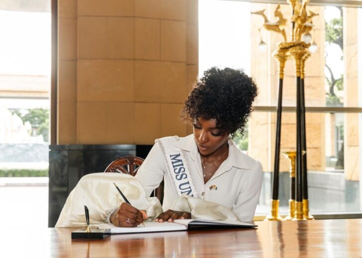 “โอลิเวีย ยาเซ่” ลงนามถวายความอาลัย พระบรมราชชนนีพันปีหลวง