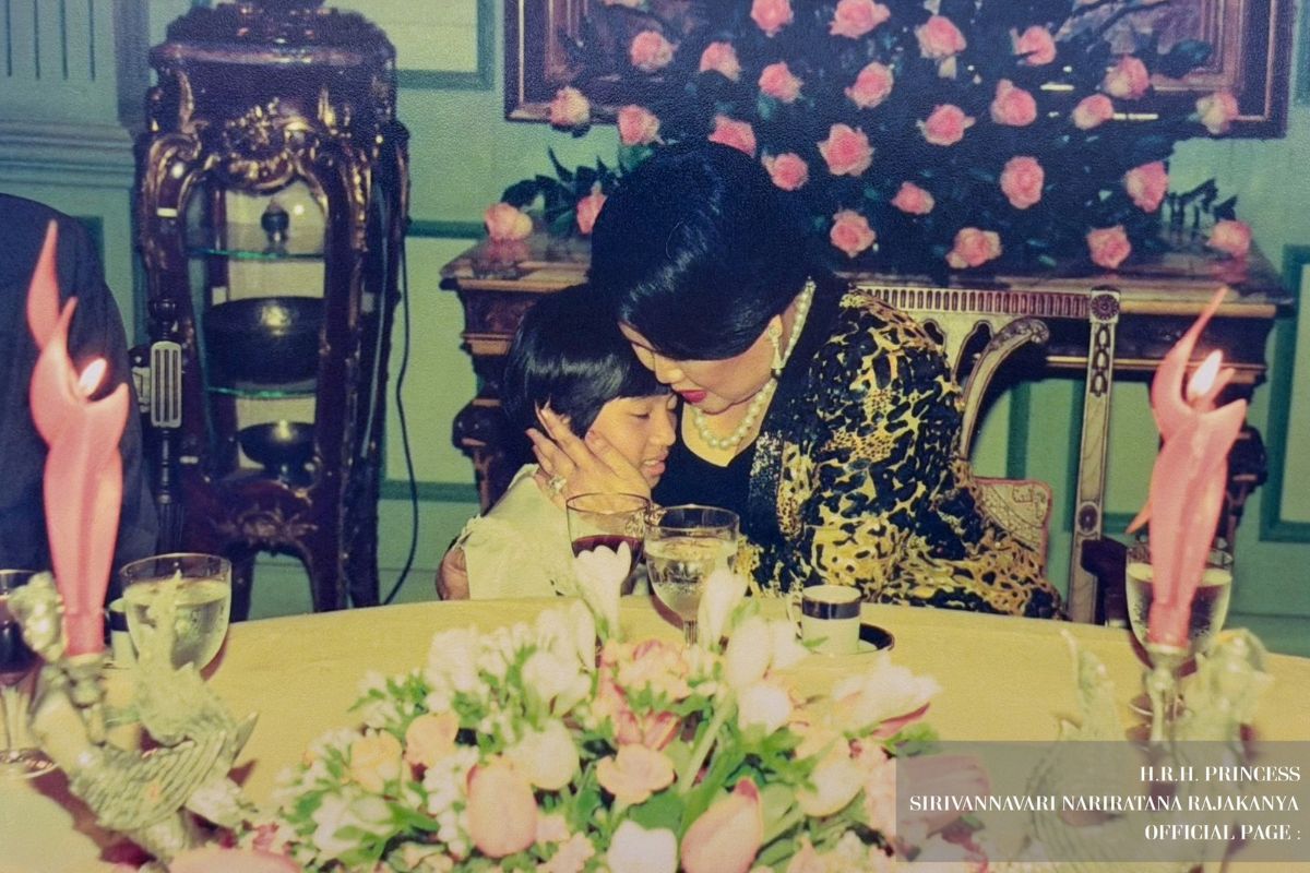 “หลานจ๊ะ” เรื่องเล่างดงามจากหลานถึง “สมเด็จย่า”