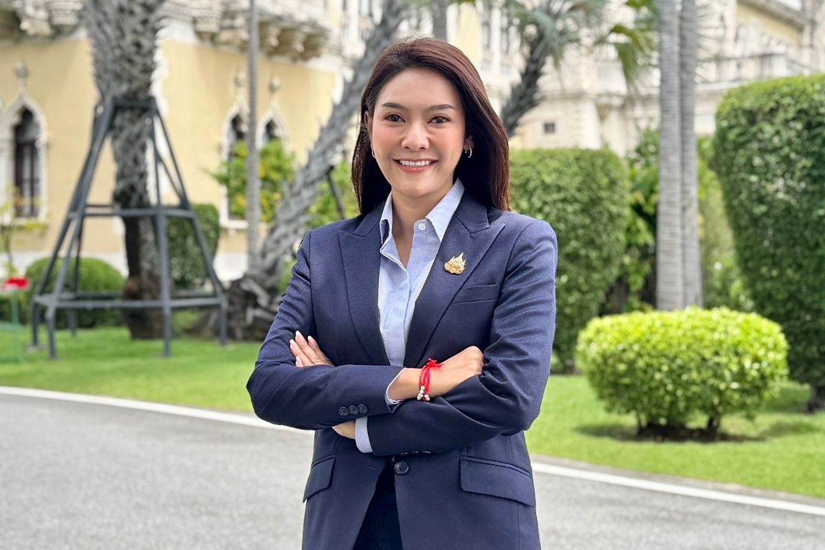 ครม. ตั้ง ‘อัยรินทร์ – ลลิดา’ นั่งรองโฆษกรัฐบาล